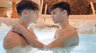 Alann23 – Fucks his Boyfriend @melvinmoore