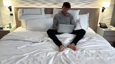 romeo_twink – My first threesome EVER!!