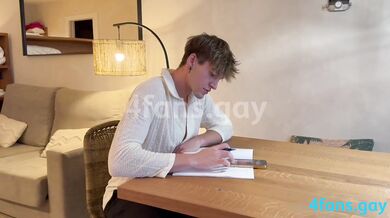 I FUCK TWO ASES IN A THREESOME W/@vlett23xq @daddyvladoo