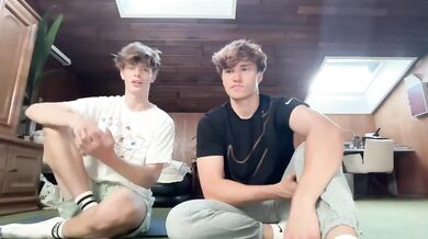 Valsplace and Anepicboy (Valentin Mehinagic & Luca Pfister) in a private live stream