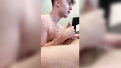 Tylereire22 Creampied by LondonCuckold