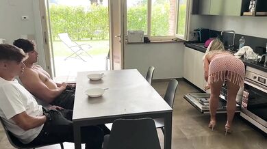 Italian Boys Wank Watching Their Friend's Sexy Mom - Ivan Vettoretto , Edoardo Fresia & Annalisa Atomic Blonde