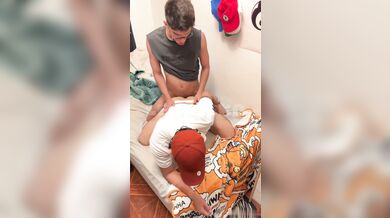 Jerkio Leon Fucks His Friend