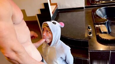 Sexy Daddy Breeds A Twink From Argentina