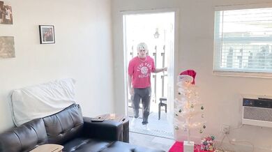 Fake straight guy braxtonvipx finds a daddy to rail him